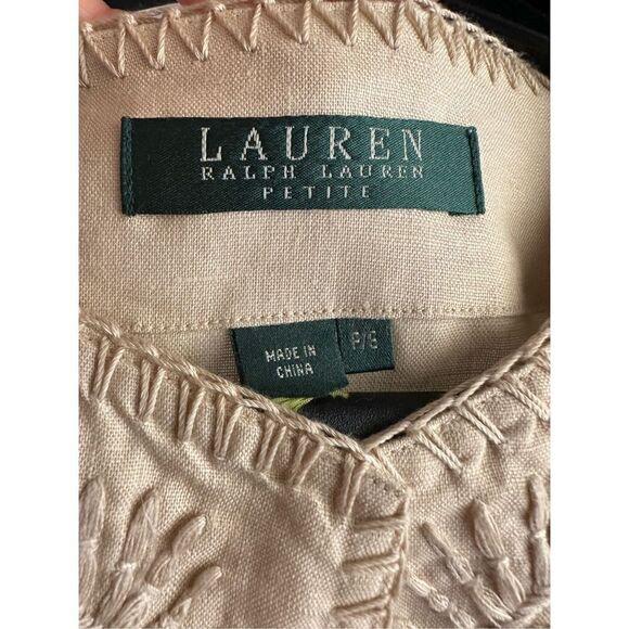 Lauren Ralph Lauren Petite Embroidered Small 100% Linen Blouse Beige - Picture 5 of 6